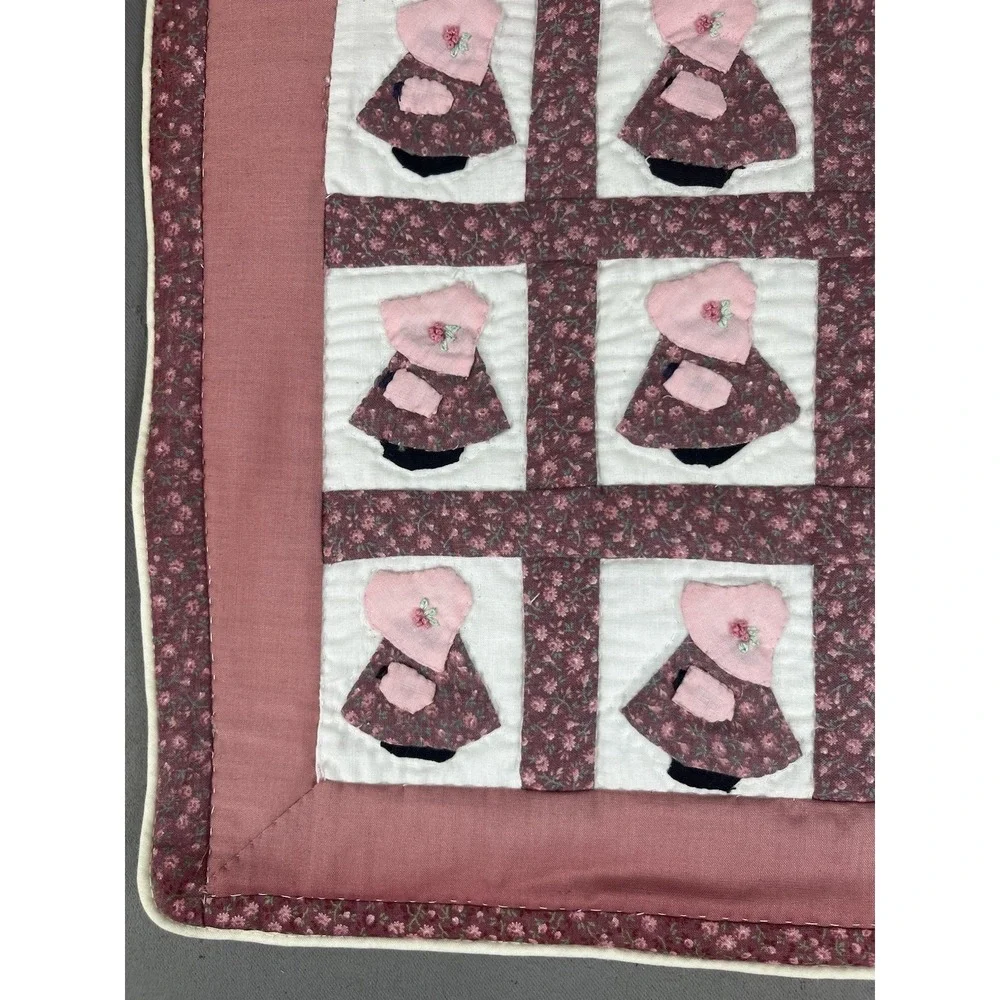 Quilt Block Wall-hanging Sunbonnet Sue 12